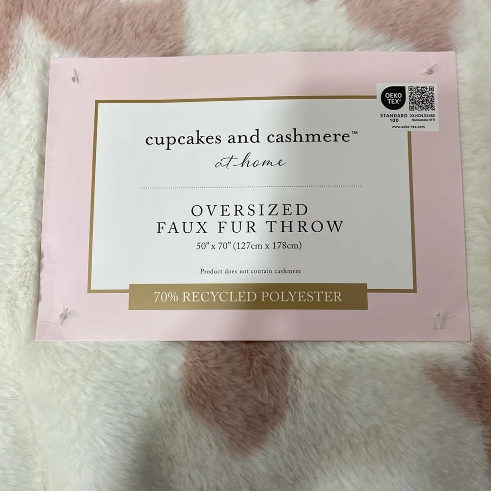 Cupcakes & Cashmere Oversized BUNNY Throw